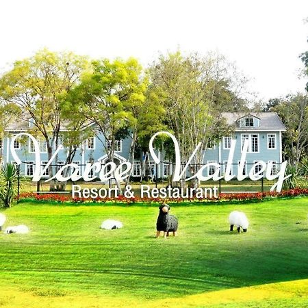 Varee Valley Resort And Restaurant Khon Kaen Esterno foto