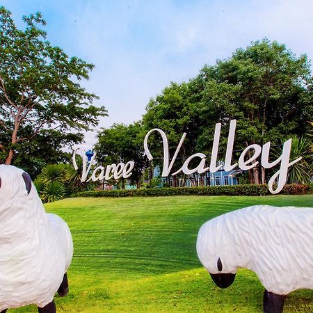Varee Valley Resort And Restaurant Khon Kaen Esterno foto