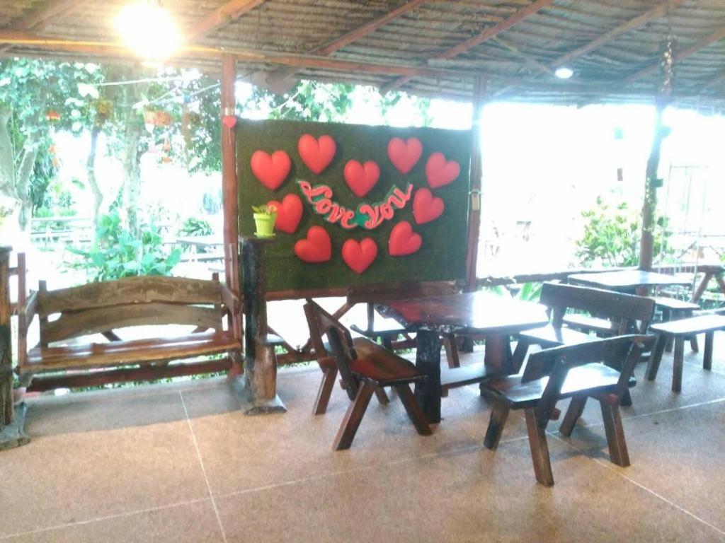 Varee Valley Resort And Restaurant Khon Kaen Esterno foto