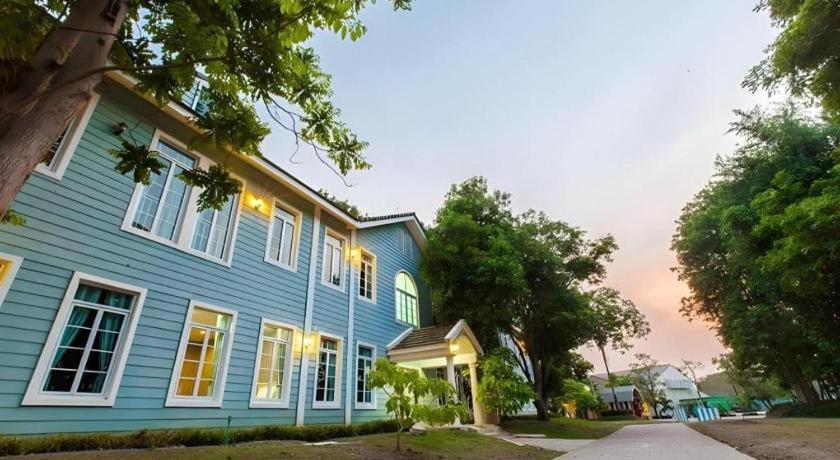 Varee Valley Resort And Restaurant Khon Kaen Esterno foto